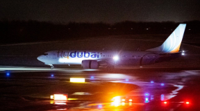 «В Дубае в продуктовых магазинах спешно скупали воду и туалетную бумагу»