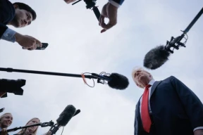 «Все-таки, это утомительно — каждую неделю говорить Путину, что ты последний раз даешь ему самый последний шанс»