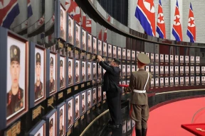«По телевидению КНДР рассказывают, как Северная Корея спасала Россию»